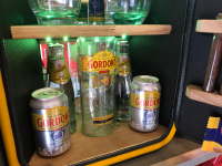 Gordons Gin in Gelb